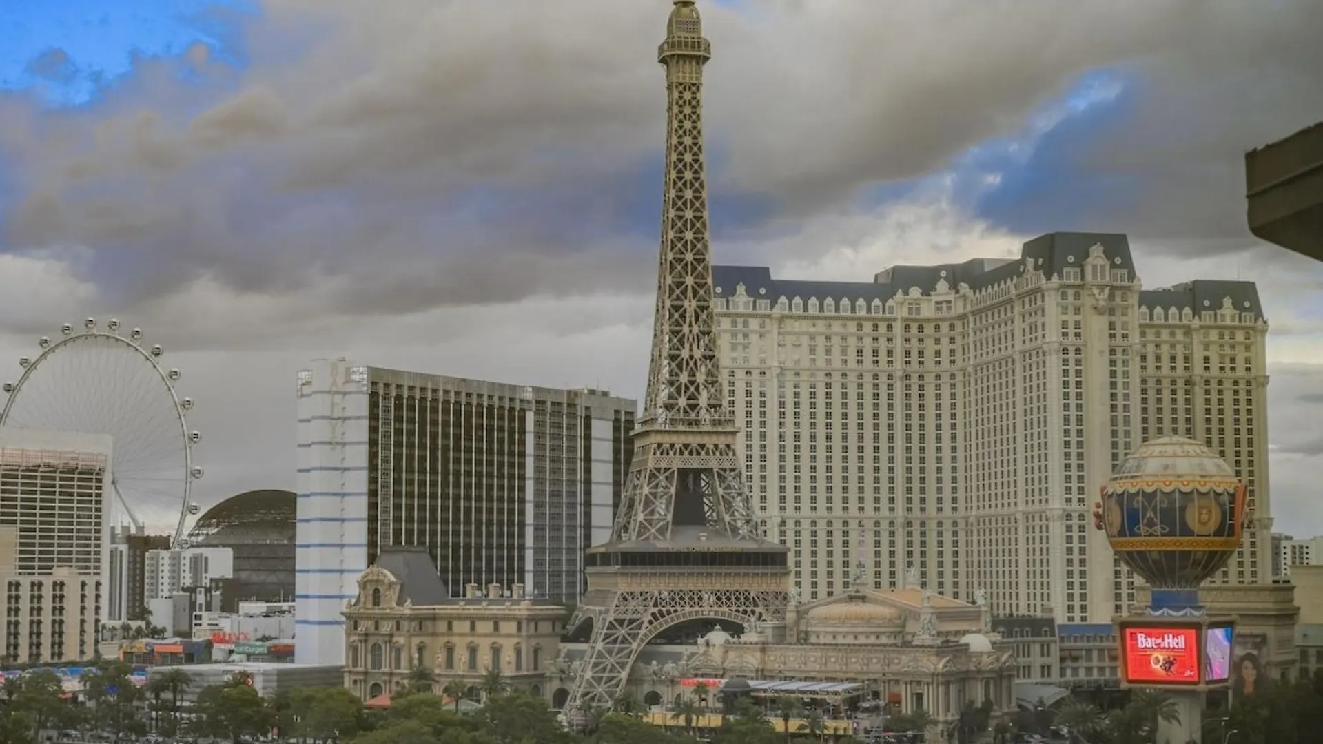 Penthouse On The Strip - 6 Comfy Beds!!! Apartment Las Vegas United States